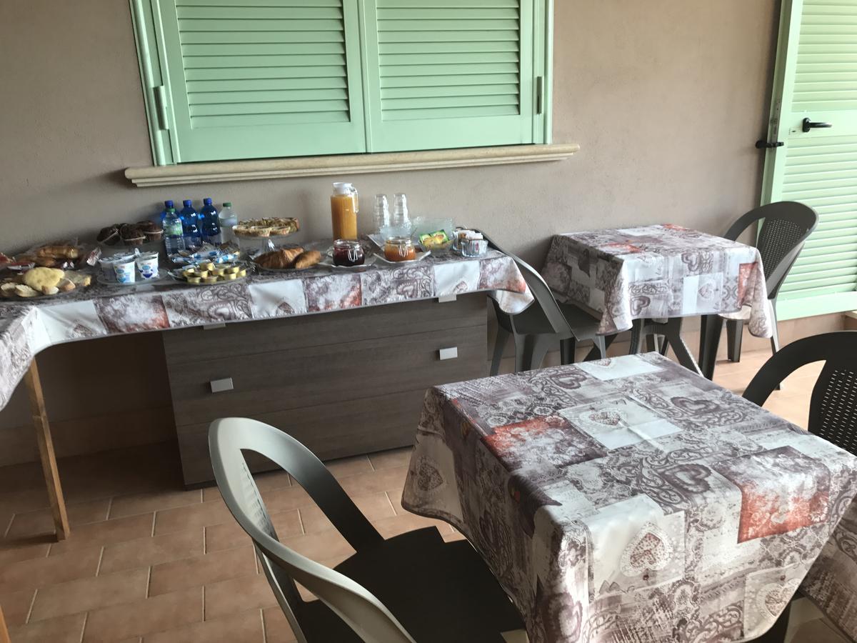 Bba2Passi Bed & Breakfast Marina di Massa Exterior photo