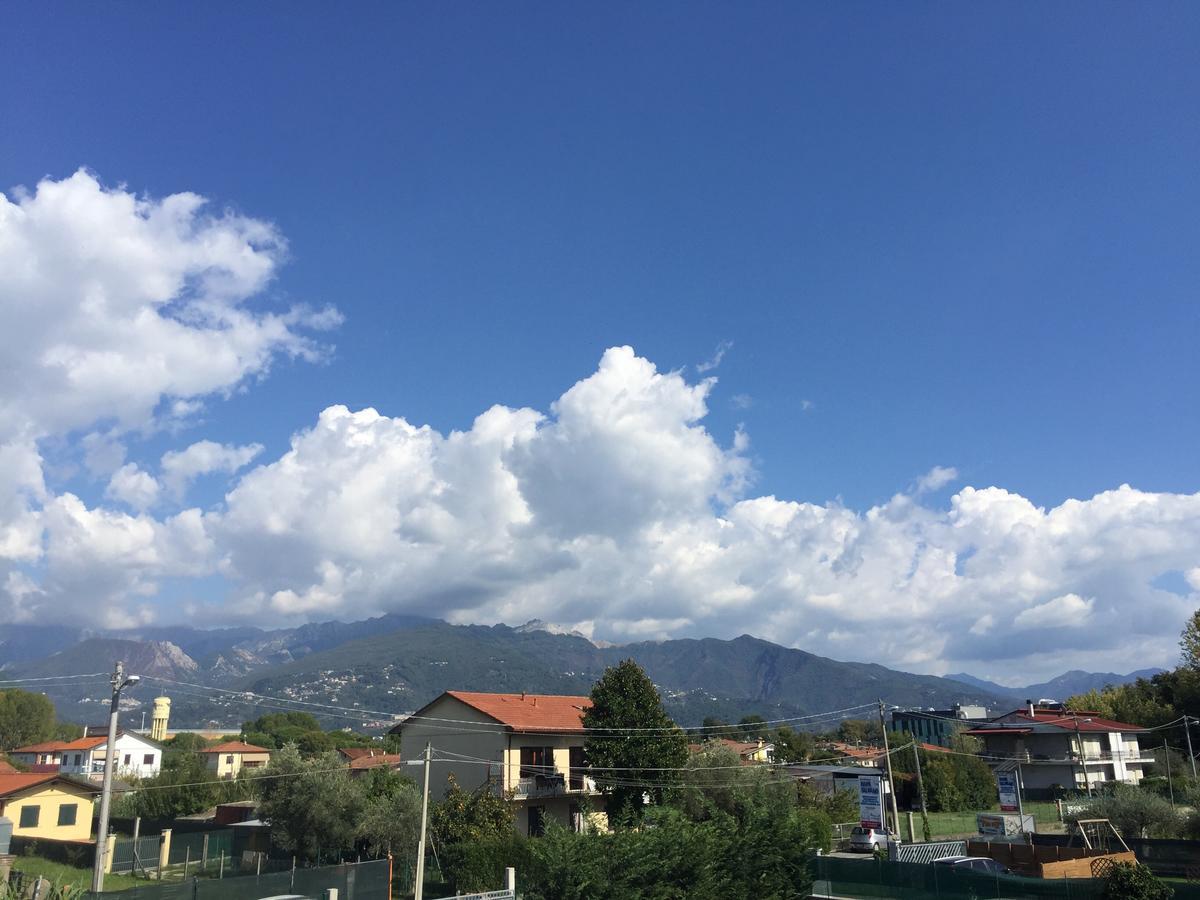 Bba2Passi Bed & Breakfast Marina di Massa Exterior photo
