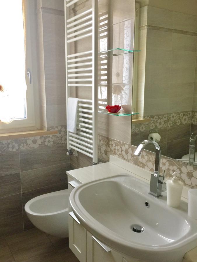 Bba2Passi Bed & Breakfast Marina di Massa Exterior photo