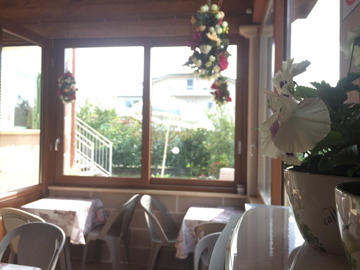 Bba2Passi Bed & Breakfast Marina di Massa Exterior photo