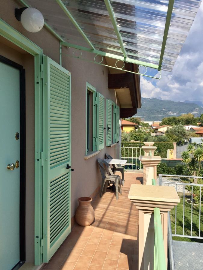Bba2Passi Bed & Breakfast Marina di Massa Exterior photo